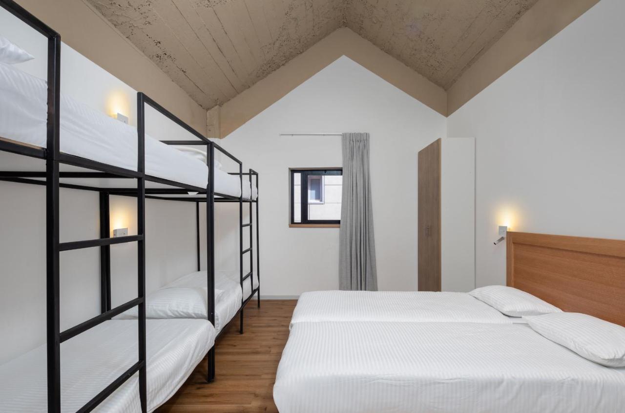 180 Boutique Hostel เทลอาวีฟ ภายนอก รูปภาพ
