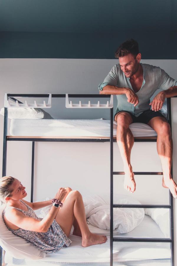 180 Boutique Hostel เทลอาวีฟ ภายนอก รูปภาพ